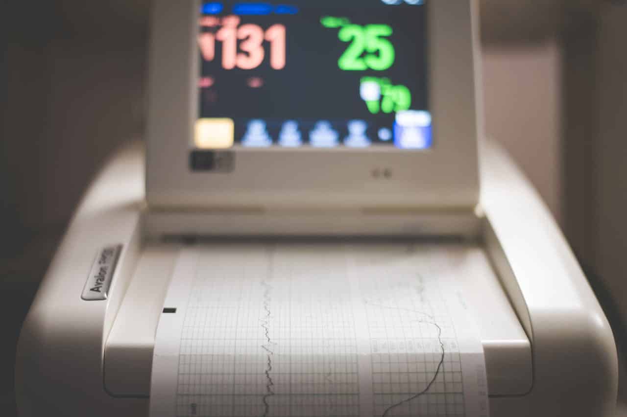 Optimisation de la gestion des problèmes de santé chroniques avec RE.DOCTOR PPG Vitals Sign Scan